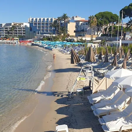 Le Cap St-charles - Spacieux Dernier Etage - Terrasses - Climatisation - Parking 公寓