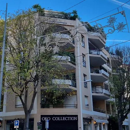 Le Cap St-charles - Spacieux Dernier Etage - Terrasses - Climatisation - Parking