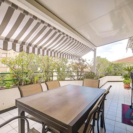 Le Cap St-charles - Spacieux Dernier Etage - Terrasses - Climatisation - Parking 公寓 *