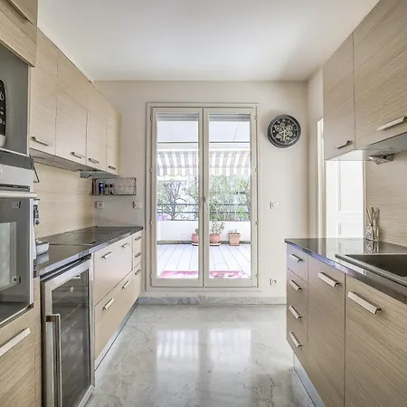 Le Cap St-charles - Spacieux Dernier Etage - Terrasses - Climatisation - Parking 公寓